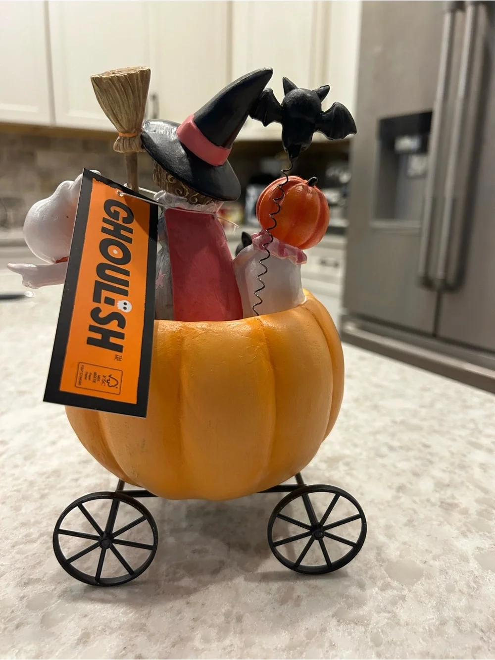 “New” Ghoulish Orange Pumpkin Witch & Friends Halloween Decoration